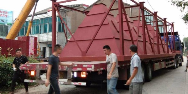 粉塵爆炸需要格外注意，廠家耀先建議選擇脈沖布袋除塵器來預防！